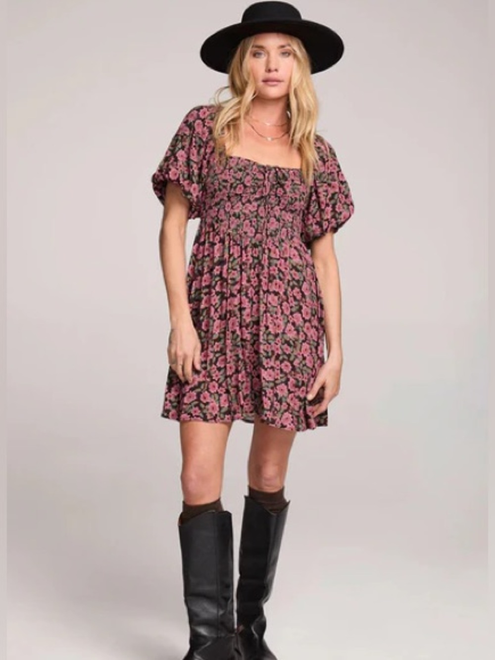 NWT Saltwater Luxe Lucille Floral Smocked Mini Dress XS